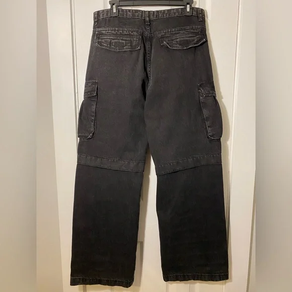 BERSHKA CARGO PANTS - Picture 2 of 3